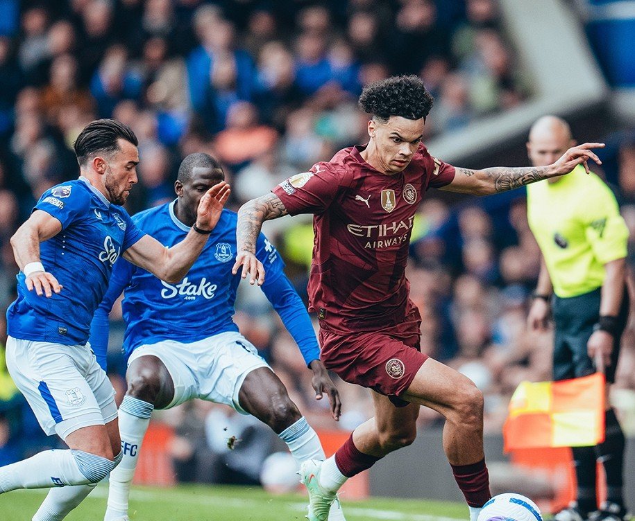 转会期欧篮联焦点战；萨克拉门托国王临场应变；媒体盛赞；身体对抗强度拉满的简单介绍英雄联盟竞猜